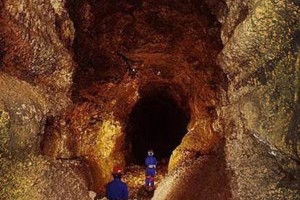 Die längste Vulkanröhre Europas: Cueva del Viento